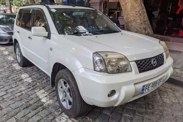 Nissan X-Trail ქირავდება თბილისში