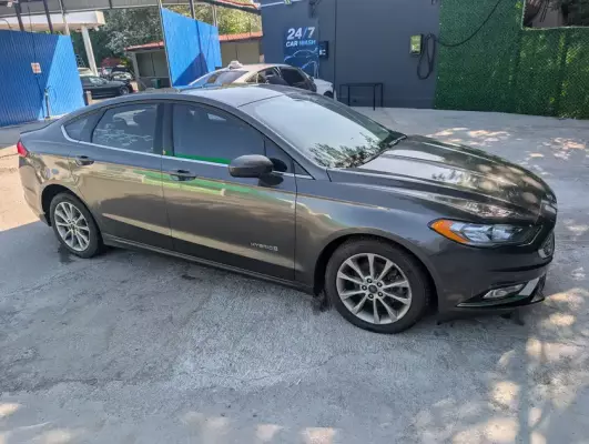 Ford Fusion ქირავდება საქართველოში