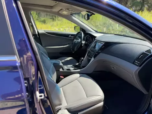 Hyundai Sonata ქირავდება შეკვეთილში