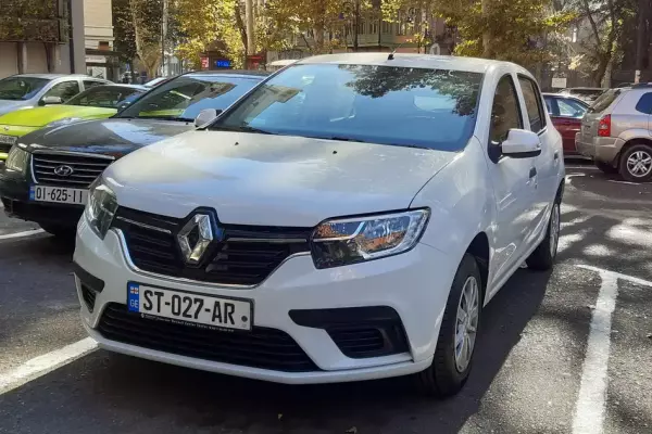 Renault Sandero ქირავდება საქართველოში