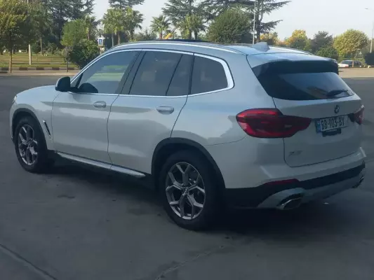 BMW X3 ქირავდება საქართველოში