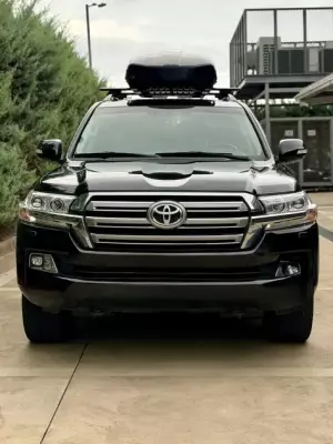 Toyota Land Cruiser 200 для аренды в Чакви