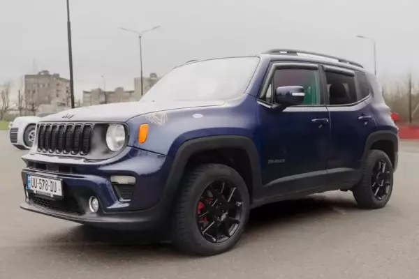 Jeep Renegade ქირავდება საქართველოში
