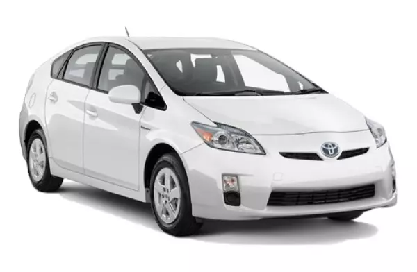 Toyota Prius ქირავდება საქართველოში