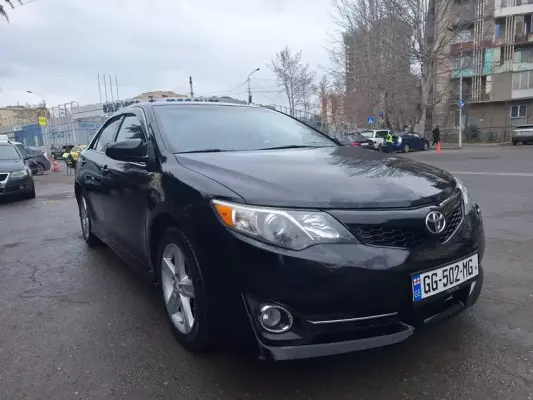 Toyota Camry ქირავდება საქართველოში
