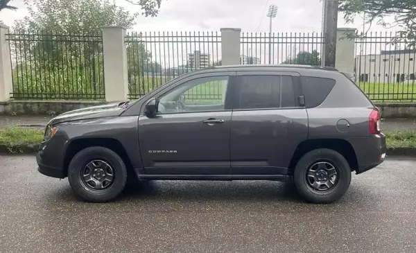 Jeep Compass ქირავდება თბილისში