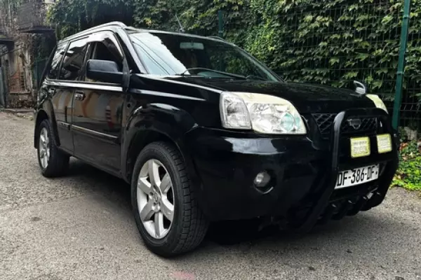 Nissan X-Trail ქირავდება თბილისში