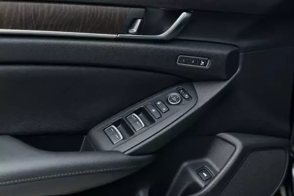 Honda Accord ქირავდება საქართველოში