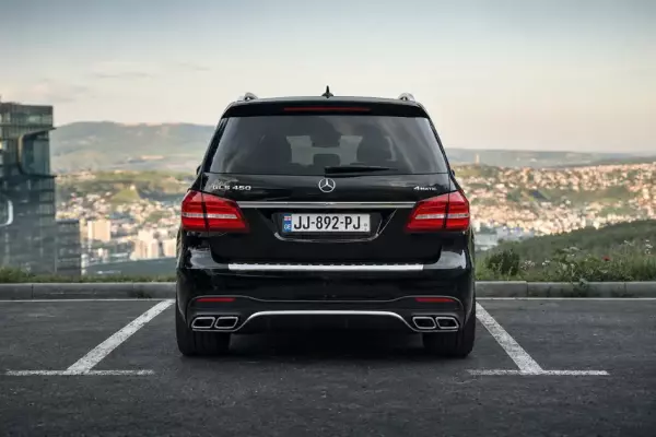 Mercedes GLS 400 for rent in Mtskheta