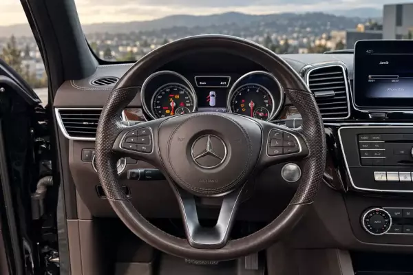 Mercedes GLS 400 for rent in Mtskheta