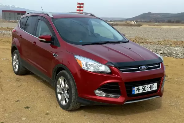 Ford Escape ქირავდება საქართველოში