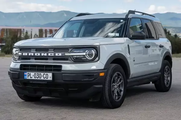 Ford Bronco for rent in Mtskheta