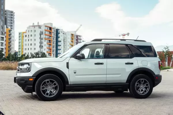Ford Bronco ქირავდება თელავში