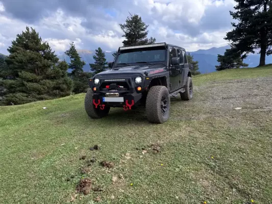 Jeep Wrangler для аренды в Боржоми