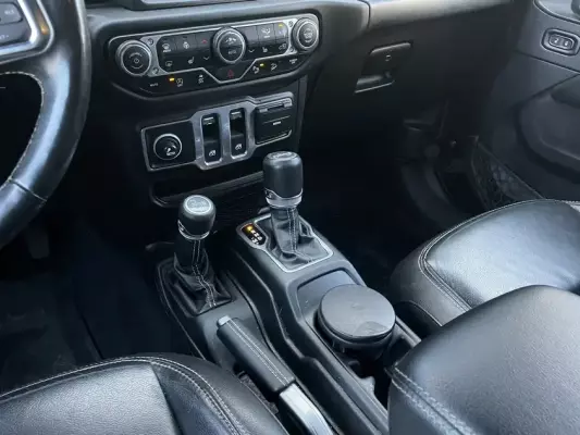 Jeep Wrangler для аренды в Боржоми