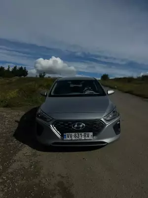 Hyundai Ioniq ქირავდება ბორჯომში