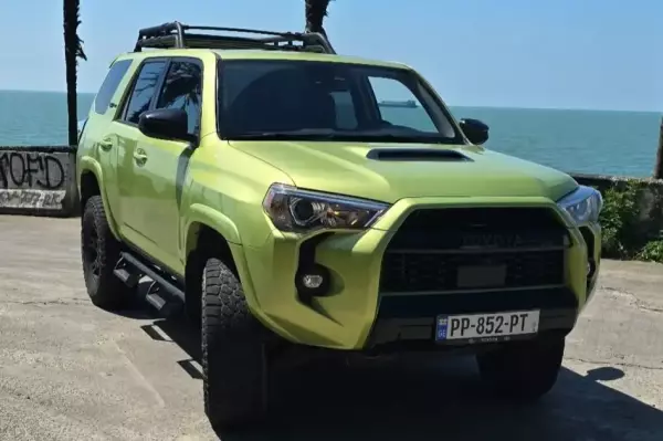 Toyota 4Runner ქირავდება საქართველოში