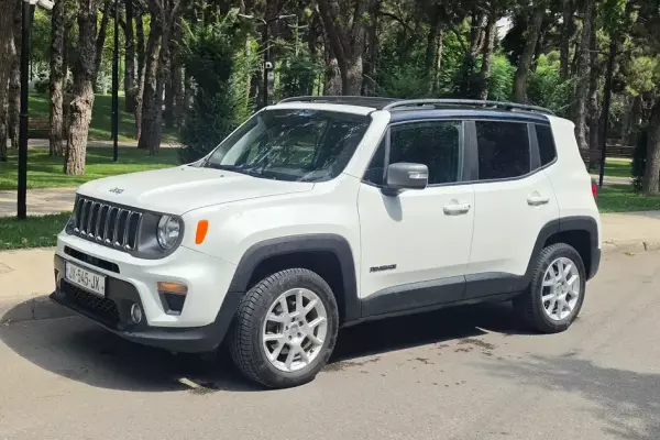 Jeep Renegade ქირავდება საქართველოში