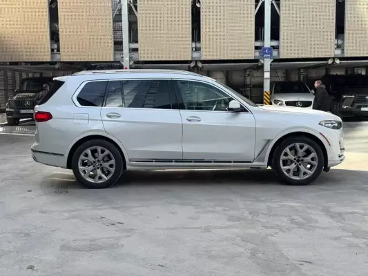 BMW X7 for rent in Zugdidi