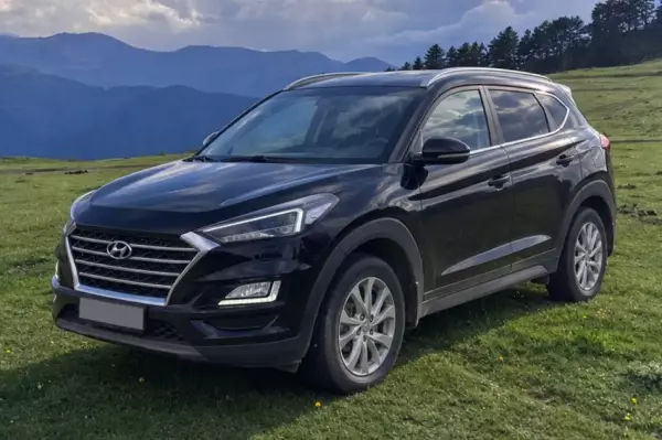 Hyundai Tucson ქირავდება საქართველოში