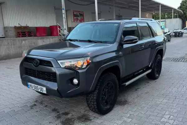 Toyota 4Runner ქირავდება საქართველოში
