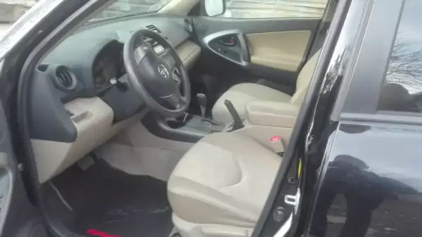 Toyota RAV4 для аренды в Телави