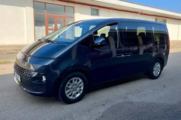Hyundai Staria ქირავდება საქართველოში