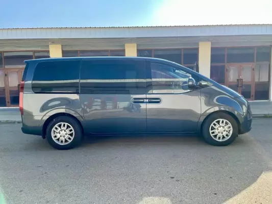 Hyundai Staria ქირავდება საქართველოში