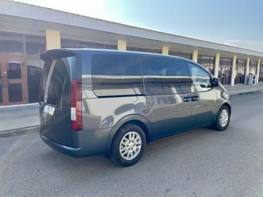 Hyundai Staria ქირავდება საქართველოში
