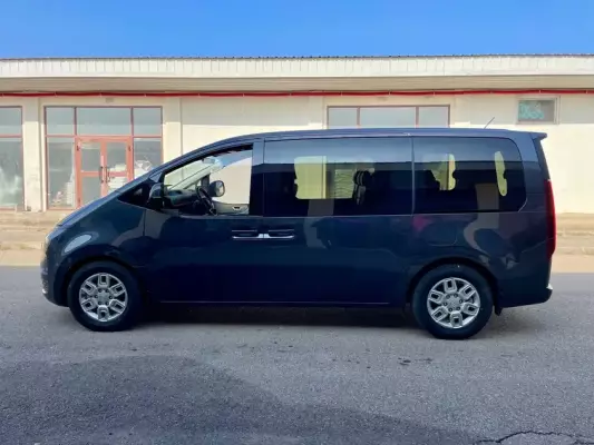 Hyundai Staria ქირავდება საქართველოში