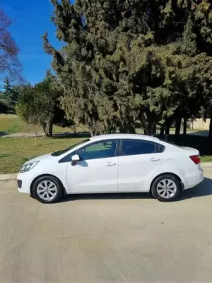 KIA Rio ქირავდება საქართველოში