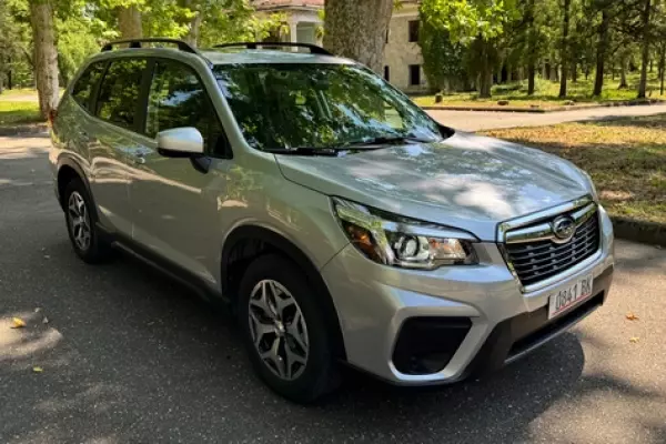 Subaru Forester ქირავდება საქართველოში