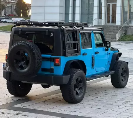 Jeep Wrangler ქირავდება გუდაურში