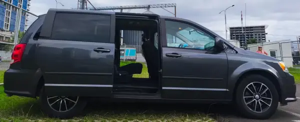Dodge Grand Caravan для аренды в Чакви