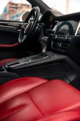 Porsche Macan S ქირავდება ბათუმში