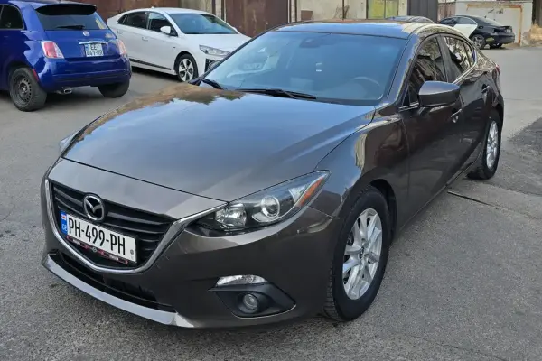 Mazda 3 ქირავდება საქართველოში