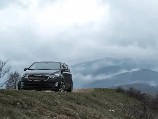 KIA Carnival ქირავდება ბათუმში