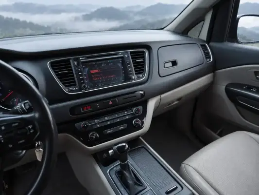 KIA Carnival ქირავდება ბათუმში