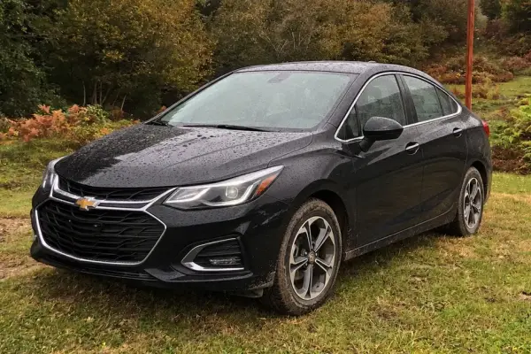 Chevrolet Cruze ქირავდება საქართველოში