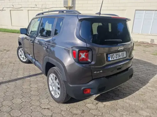 Jeep Renegade for rent in Stepantsminda