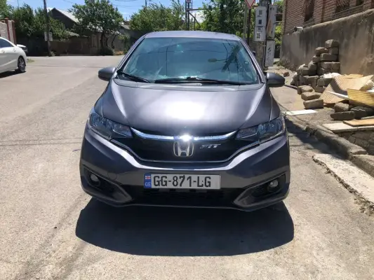 Honda Fit ქირავდება საქართველოში
