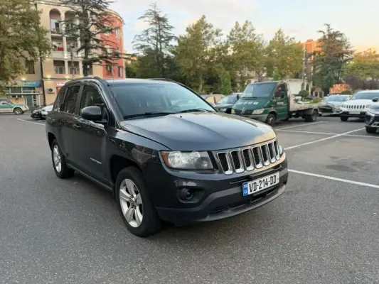 Jeep Compass ქირავდება საქართველოში