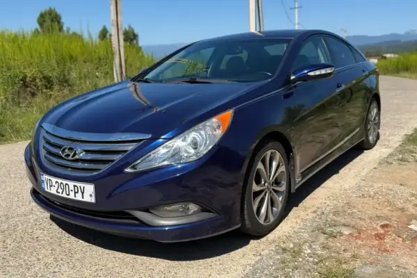 Hyundai Sonata ქირავდება საქართველოში