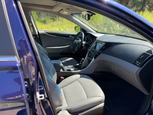 Hyundai Sonata ქირავდება შეკვეთილში