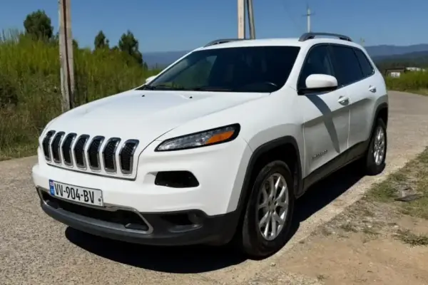 Jeep Cherokee ქირავდება საქართველოში
