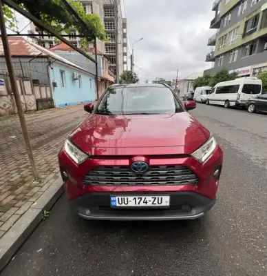 Toyota RAV4 ქირავდება საქართველოში