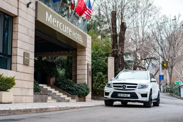 Mercedes GL 350 ქირავდება საქართველოში