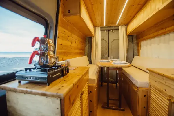 Mercedes Sprinter ქირავდება საქართველოში