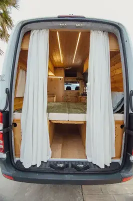 Mercedes Sprinter ქირავდება საქართველოში