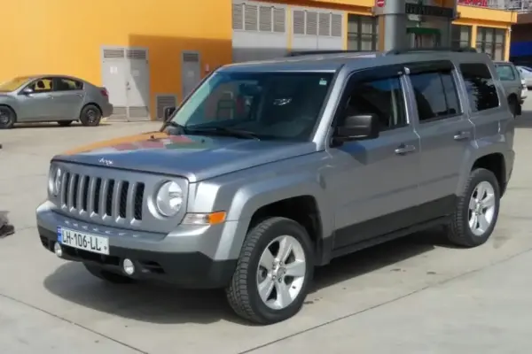 Jeep Patriot ქირავდება საქართველოში
